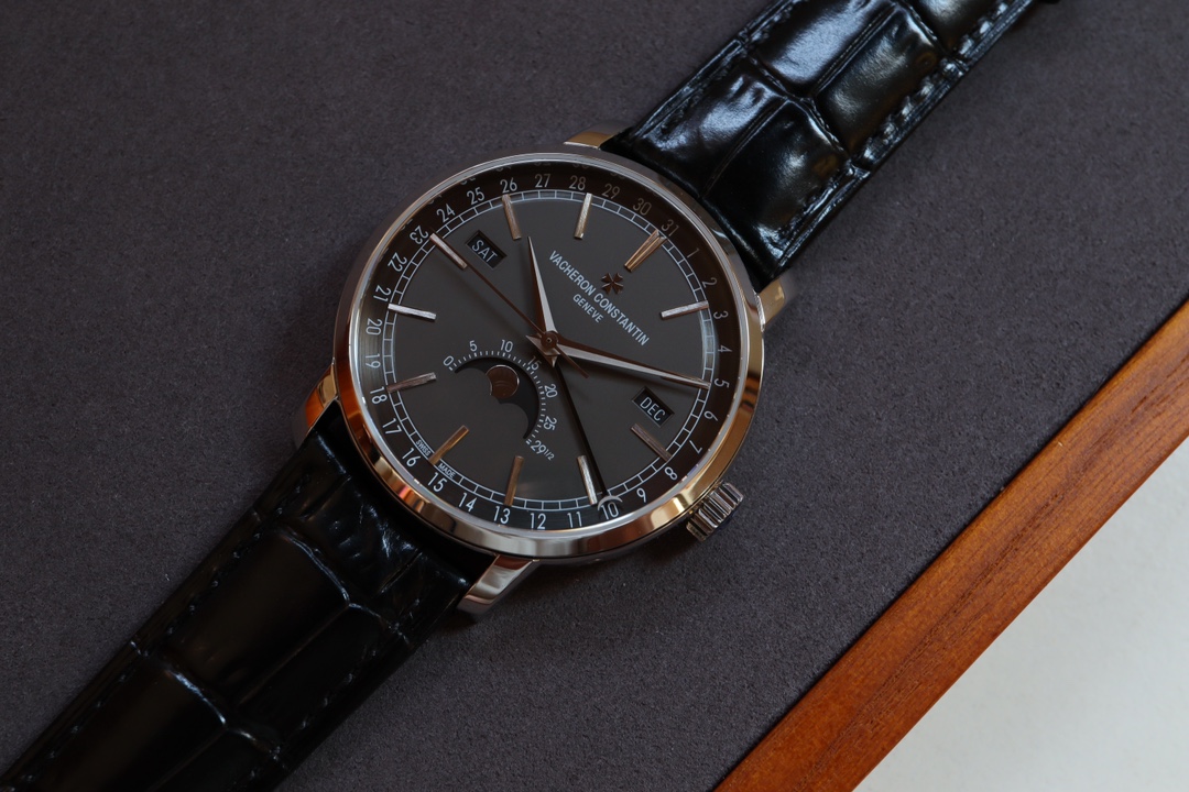 Vacheron Constantin Classic Moonphase 41 mm Watch – IW-0977 - Image 3
