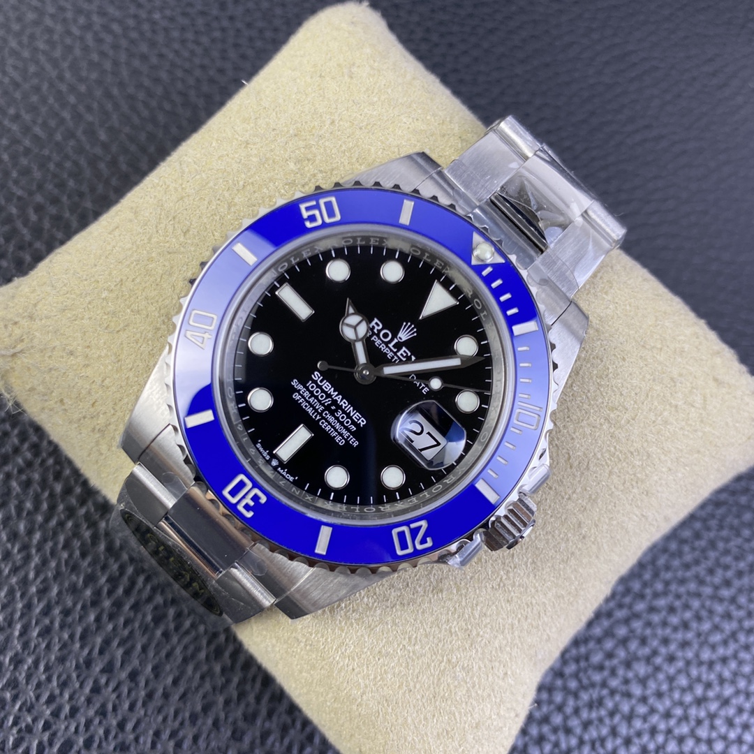 Rolex Submariner Luminous Watch – IW-0077 - Image 3