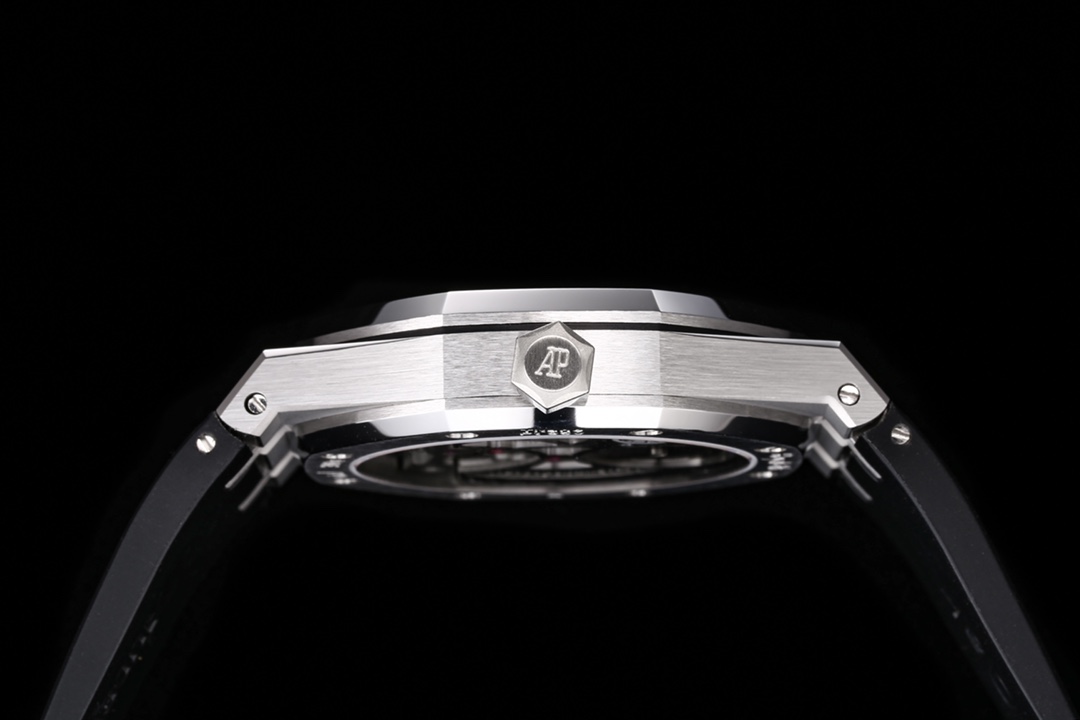 Audemars Piguet Royal Oak Tiffany Blue Tourbillon 41 mm Watch – IW-2124 - Image 4