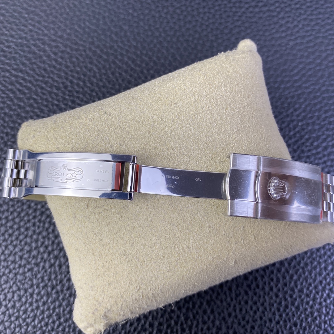 Rolex Datejust 41 mm Watch – IW-0095 - Image 8