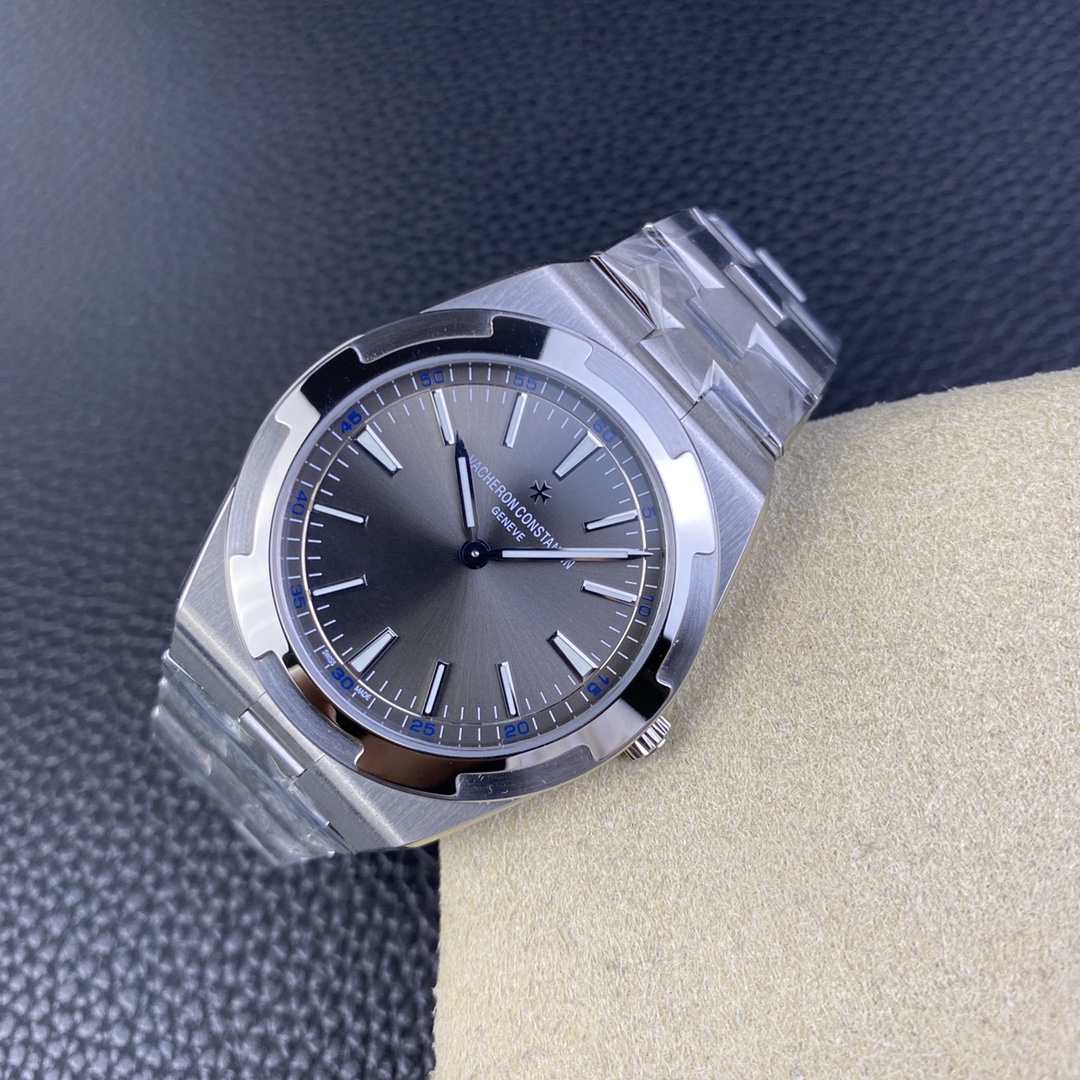 Vacheron Constantin Overseas Watch – IW-0980 - Image 4
