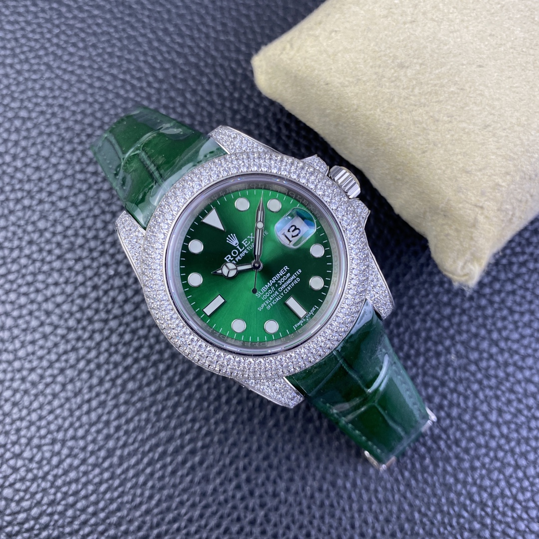 Rolex Submariner Diamond-Set 40 mm Watch – IW-0089 - Image 9