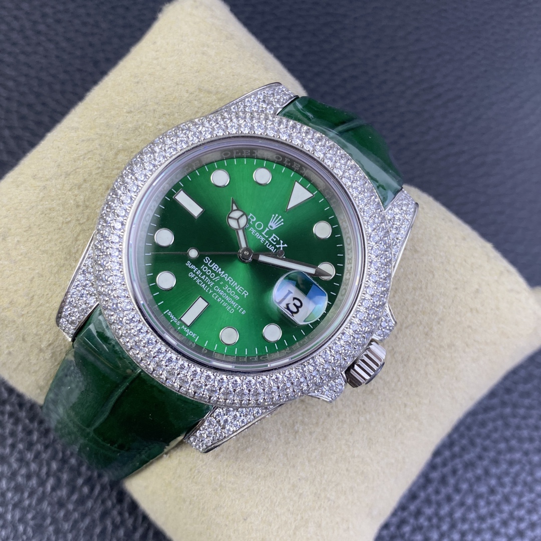 Rolex Submariner Diamond-Set 40 mm Watch – IW-0089 - Image 3