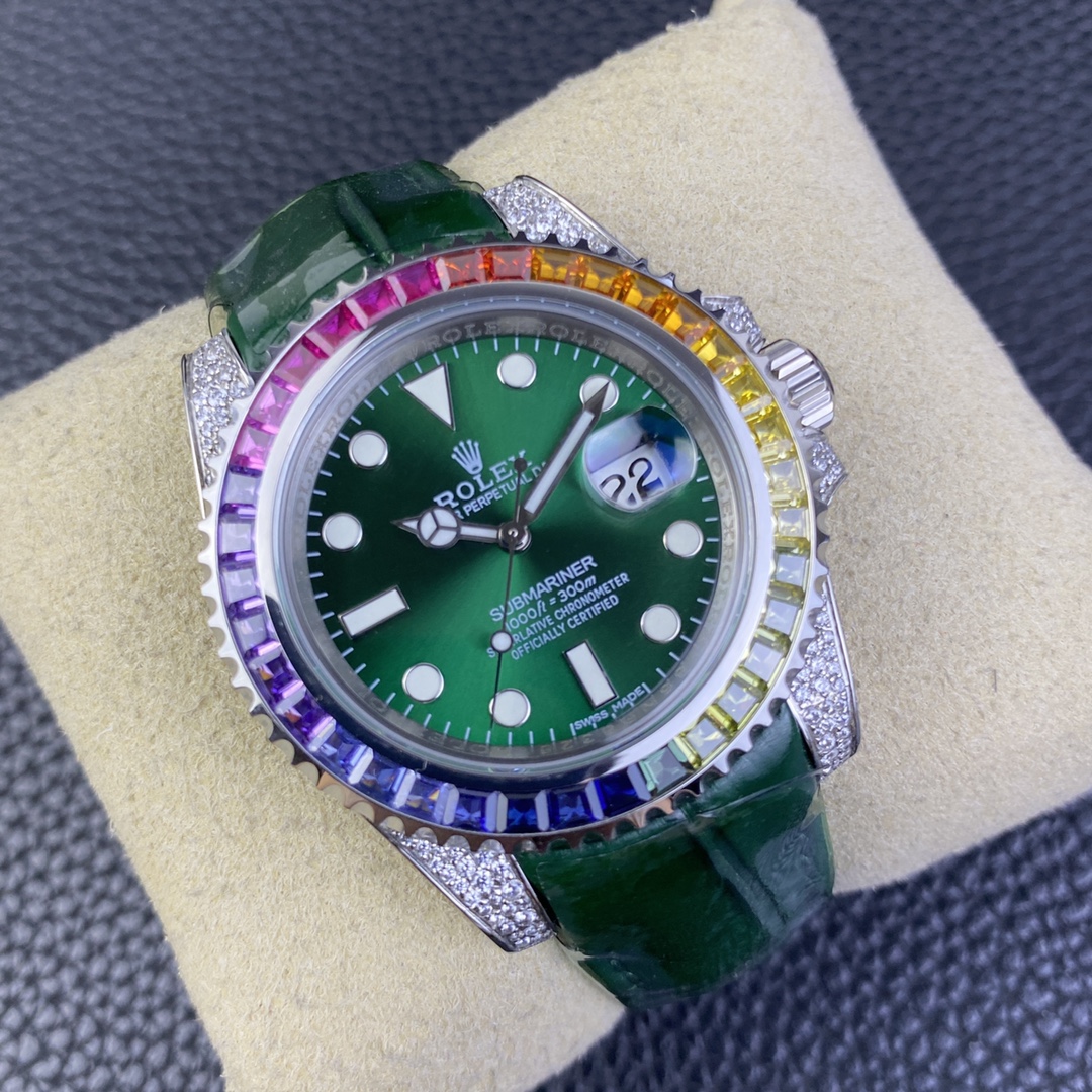 Rolex Submariner Diamond-Set 40 mm Watch – IW-0103 - Image 2