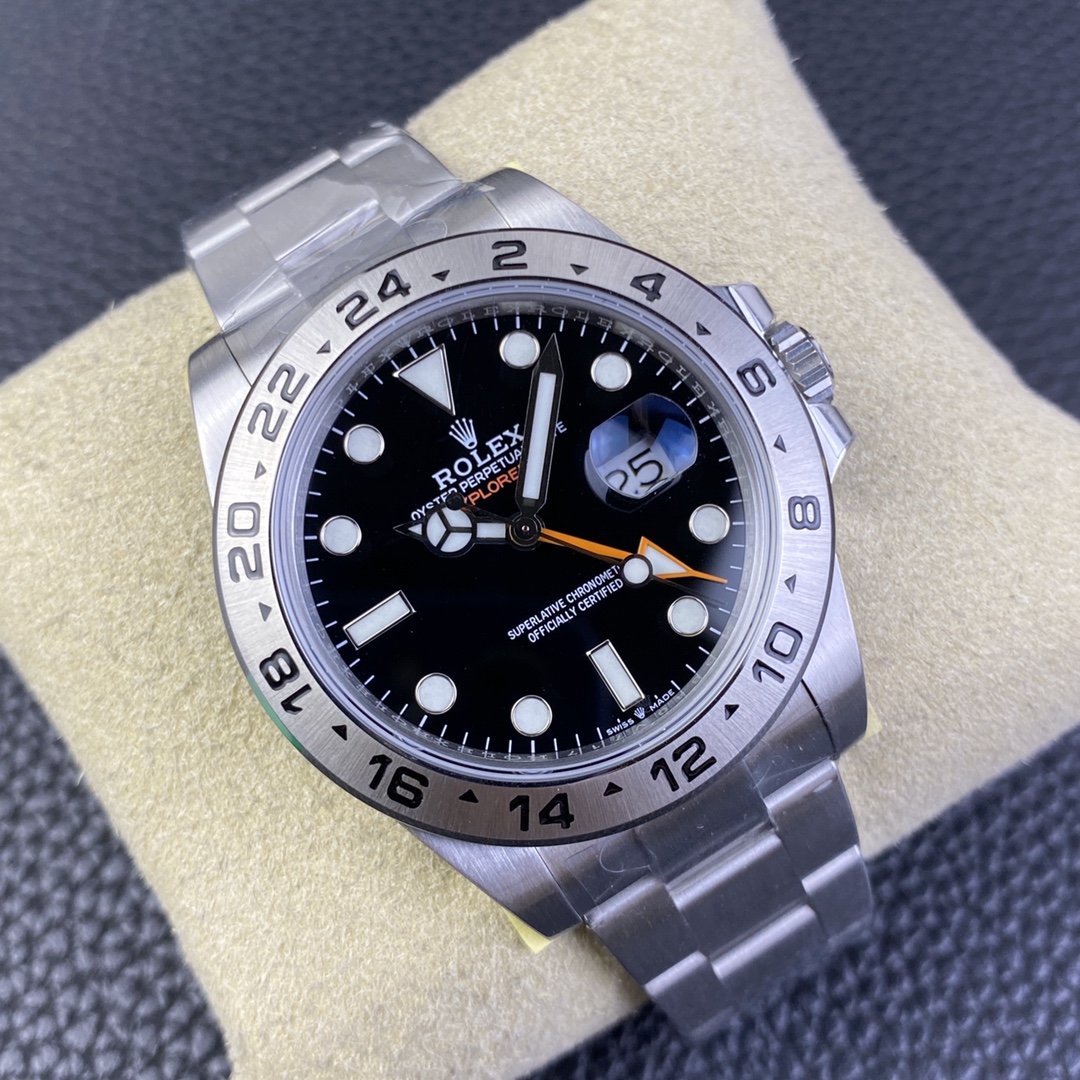 Rolex Oyster Perpetual Luminous 42 mm Watch – IW-0097 - Image 2