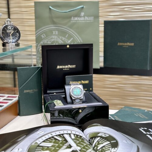 i1679913007_808_0.jpg Audemars Piguet Royal Oak 39 mm Watch – IW-2148