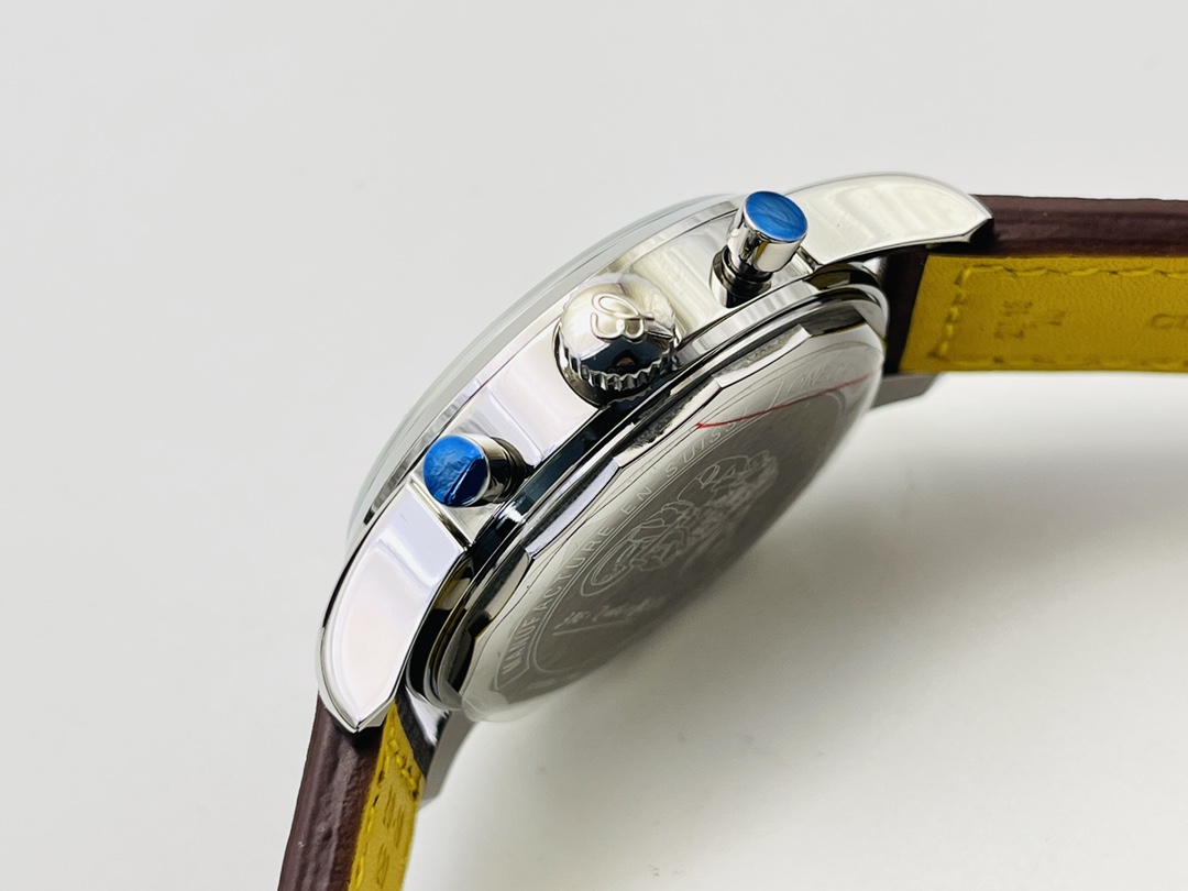 Breitling Classic Chronograph 41 mm Watch – IW-0633 - Image 5