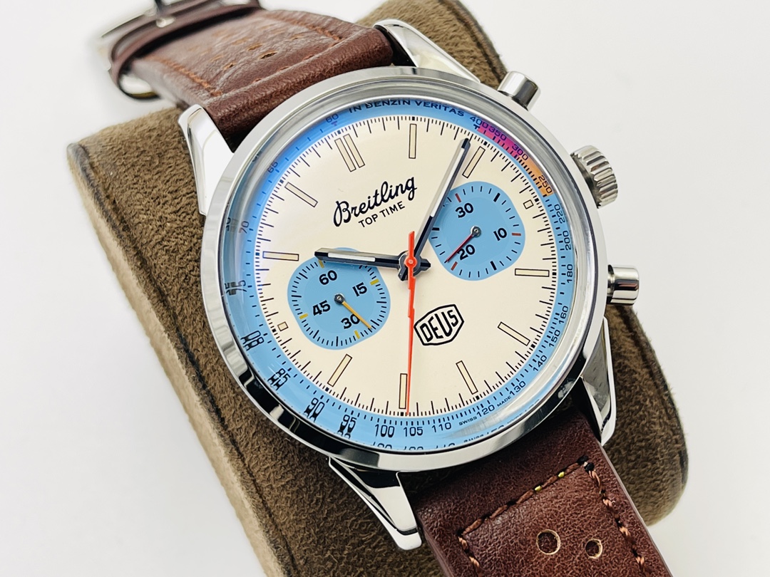 Breitling Classic Chronograph 41 mm Watch – IW-0633 - Image 2