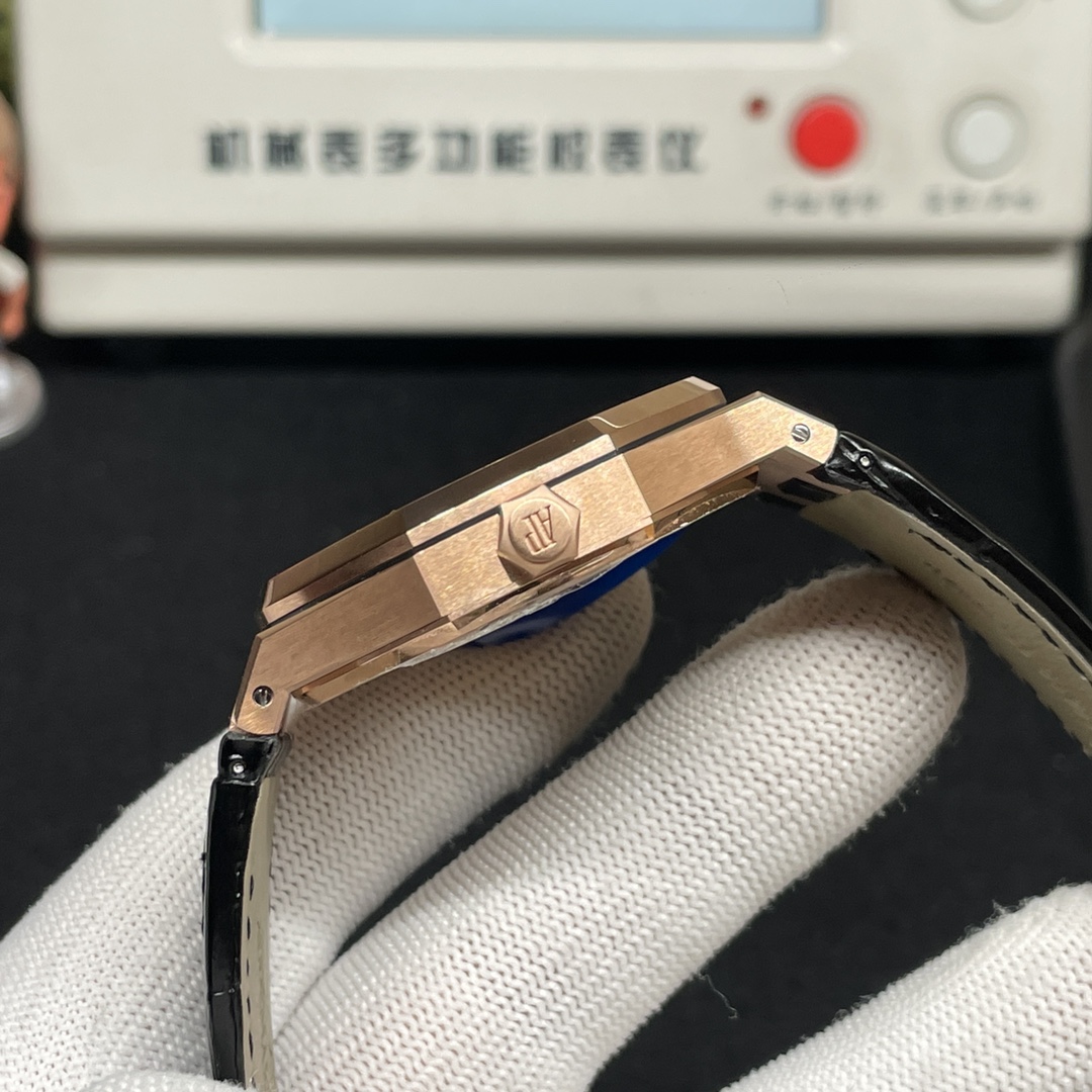 Audemars Piguet Classic Watch – IW-2104 - Image 4
