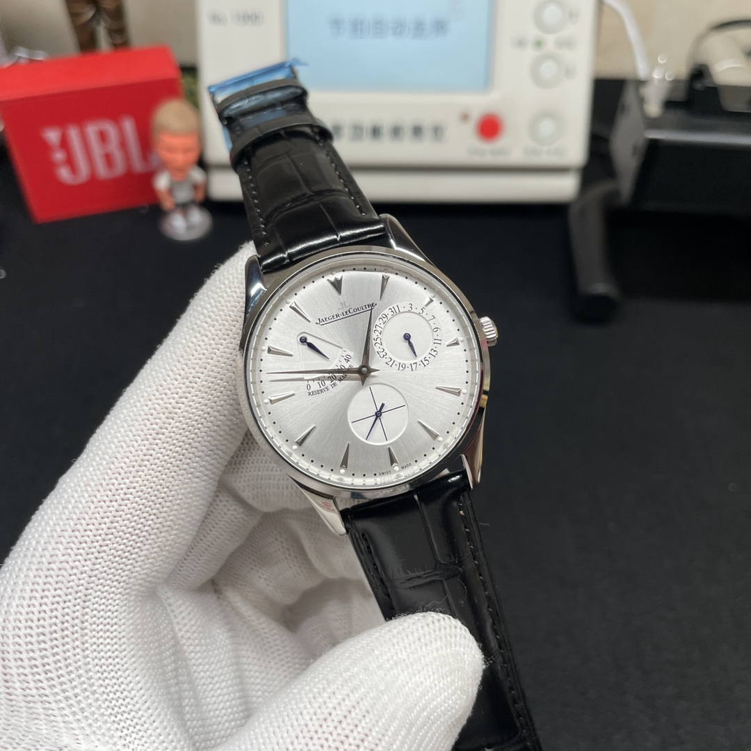 Jaeger-LeCoultre Classic Watch – IW-0449