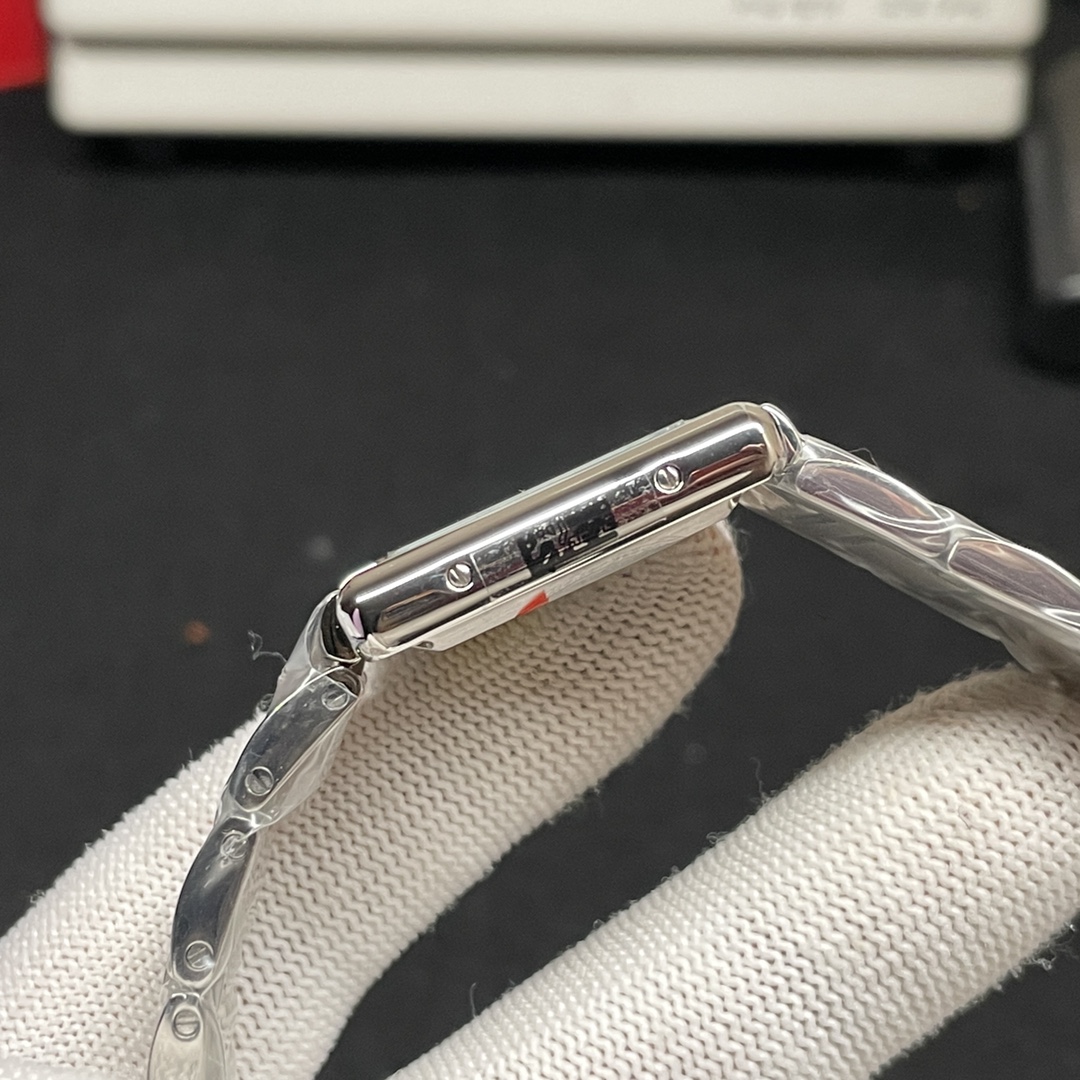 Cartier Tank Watch – IW-1712 - Image 5