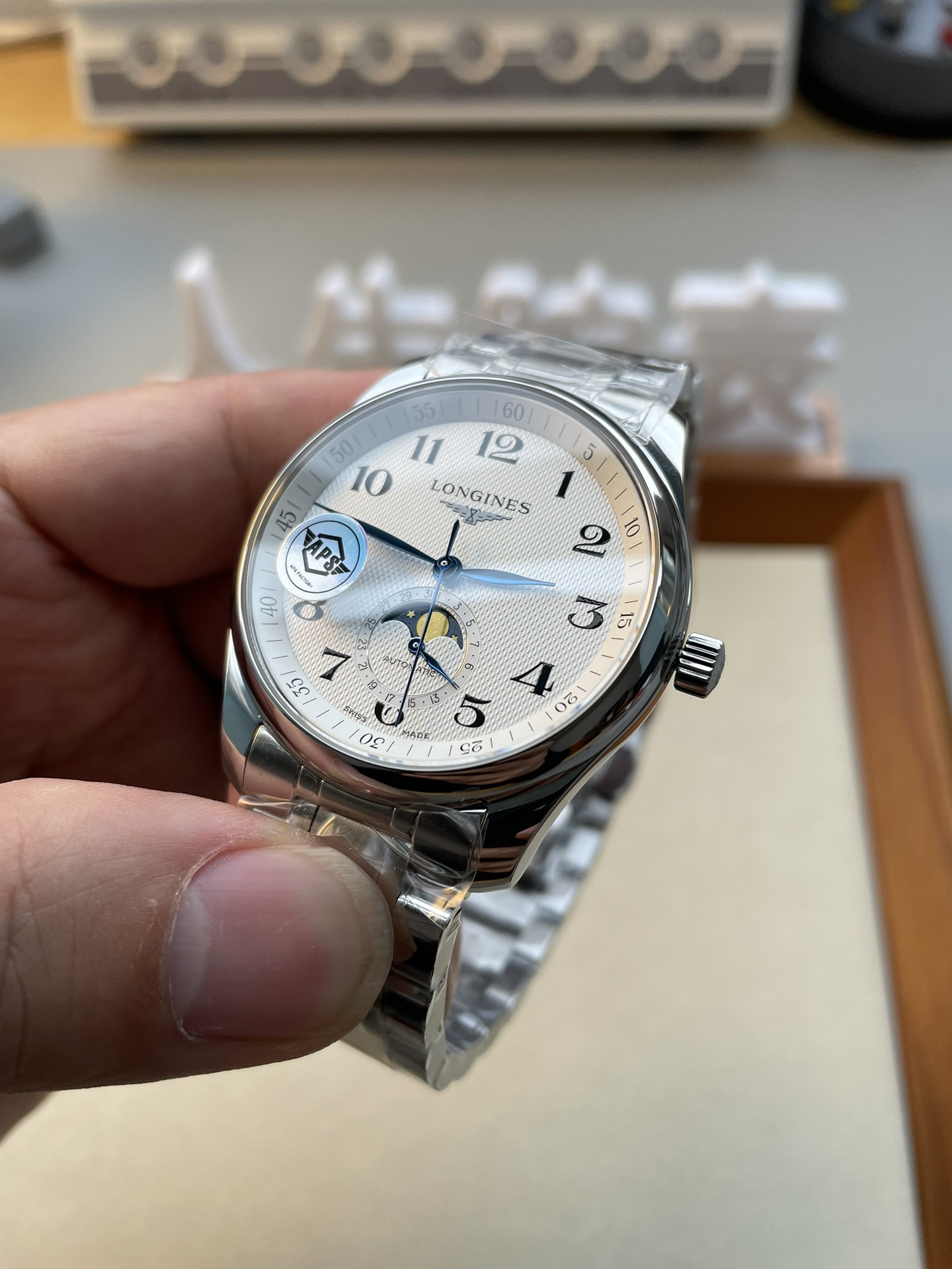 Classic Moonphase Watch – IW-2096 - Image 3