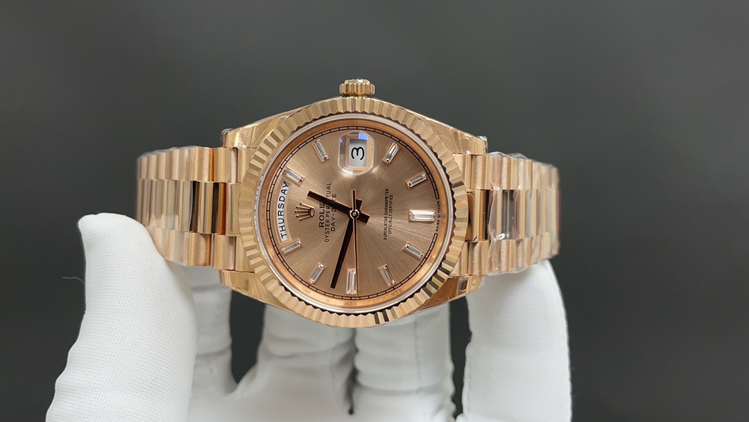Day-Date 40 mm Watch – IW-3456 - Image 2