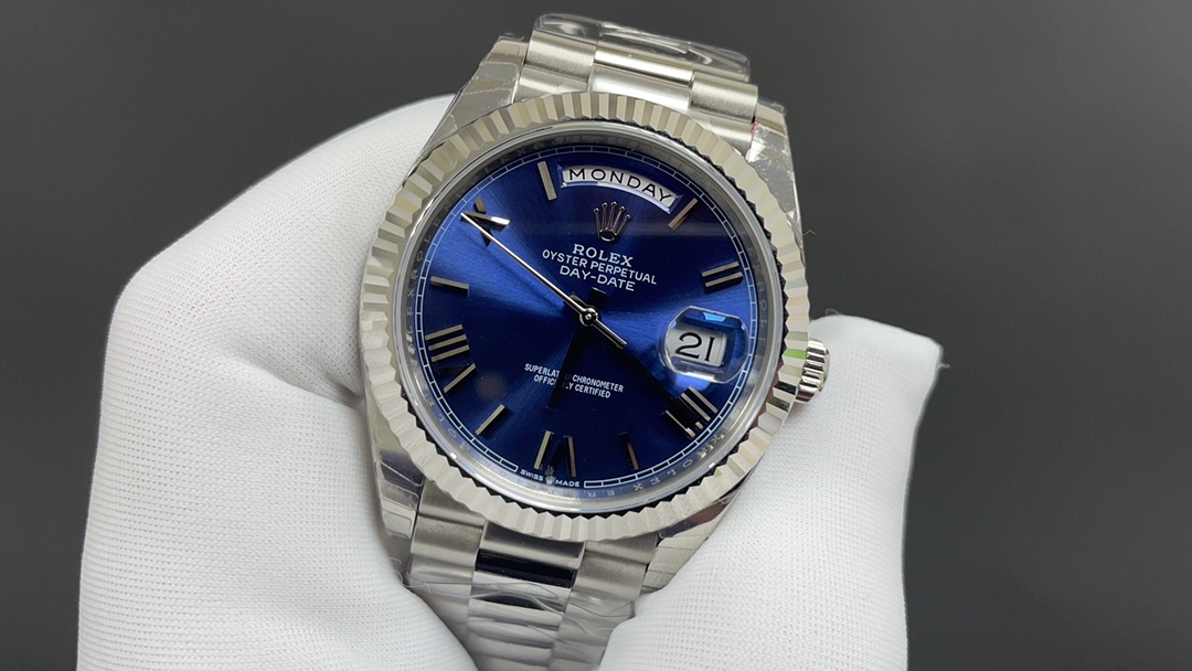 Datejust Day and Date Watch – IW-2851 - Image 3