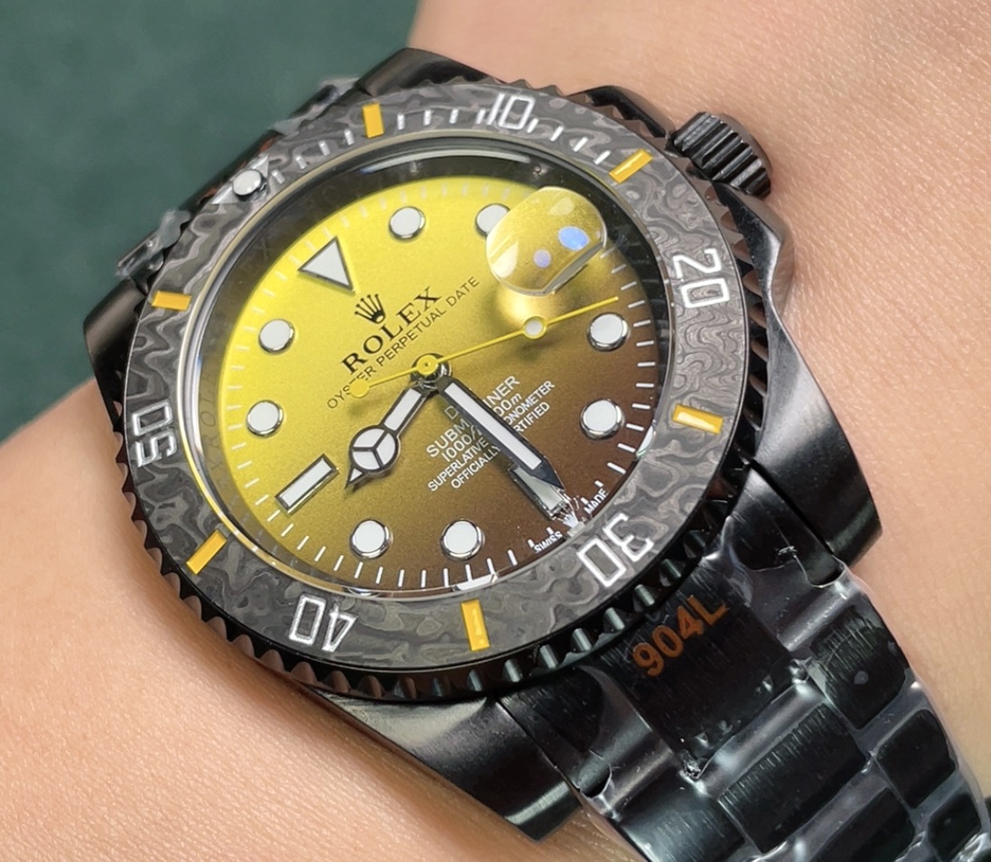 Submariner Luminous Watch – IW-2827 - Image 2