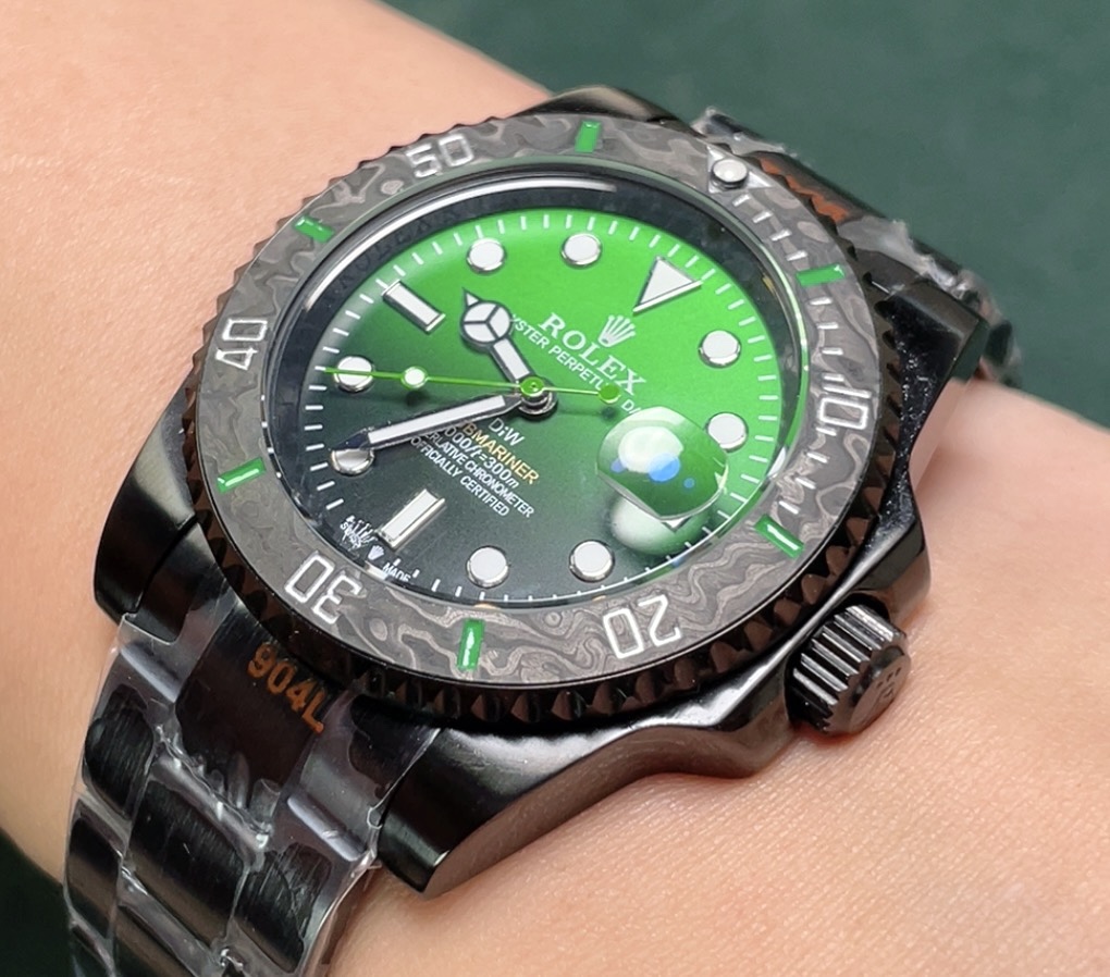 Submariner Luminous Watch – IW-2826 - Image 4