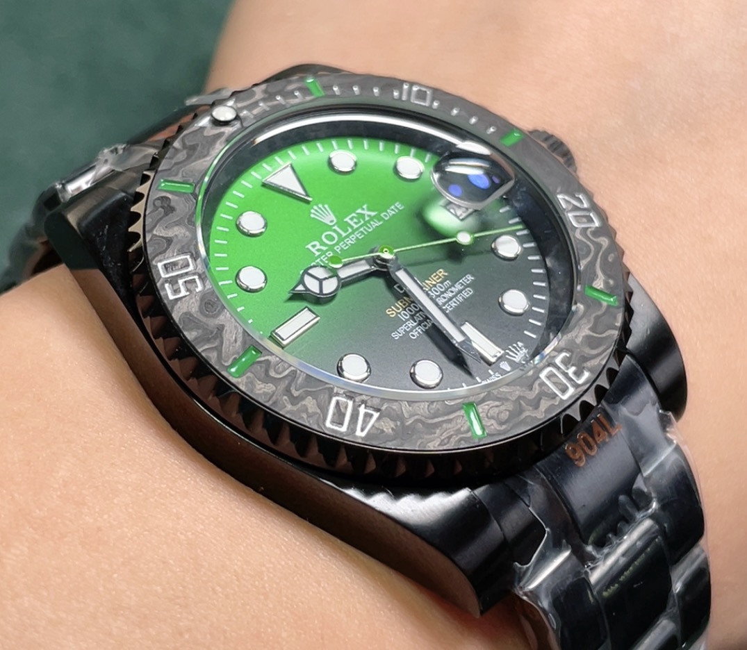 Submariner Luminous Watch – IW-2826 - Image 3