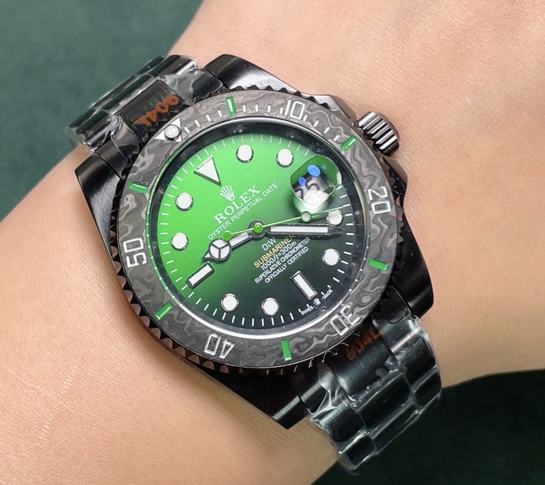 Submariner Luminous Watch – IW-2826