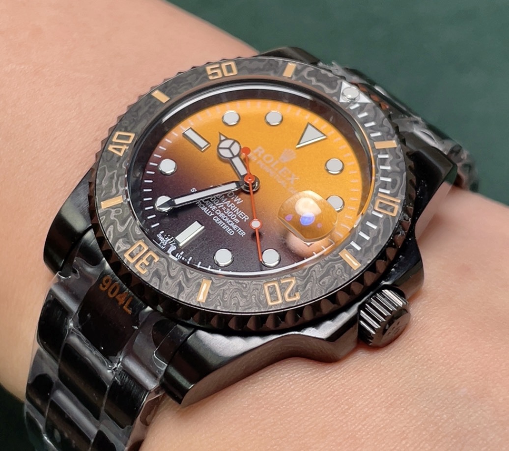 Submariner Luminous Watch – IW-2825 - Image 4