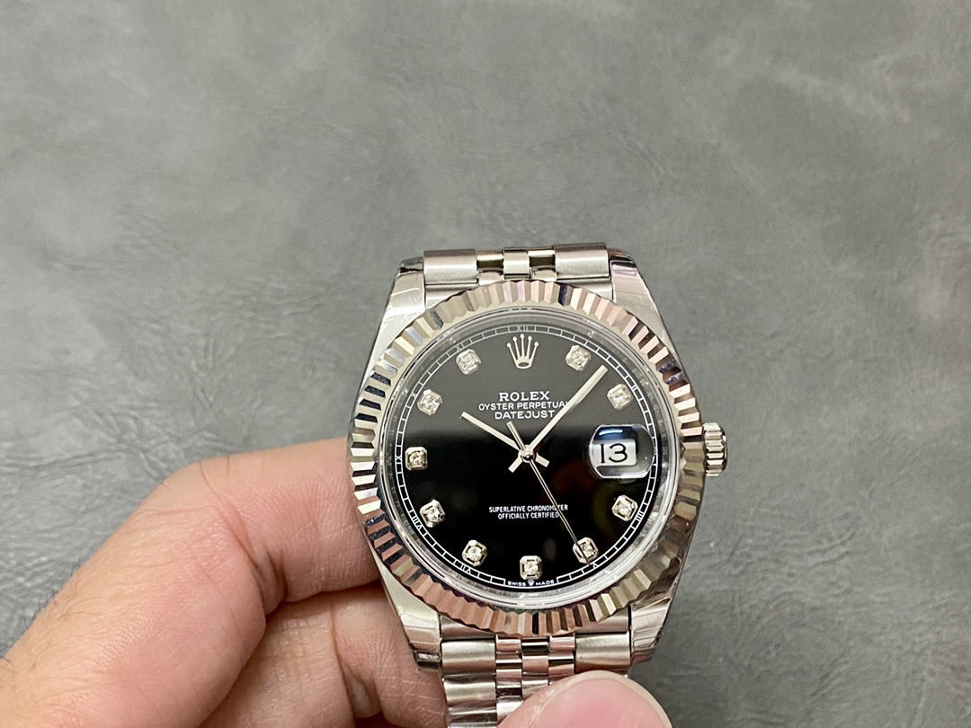 Datejust Ice Blue Luminous 41 mm Watch – IW-2841 - Image 5