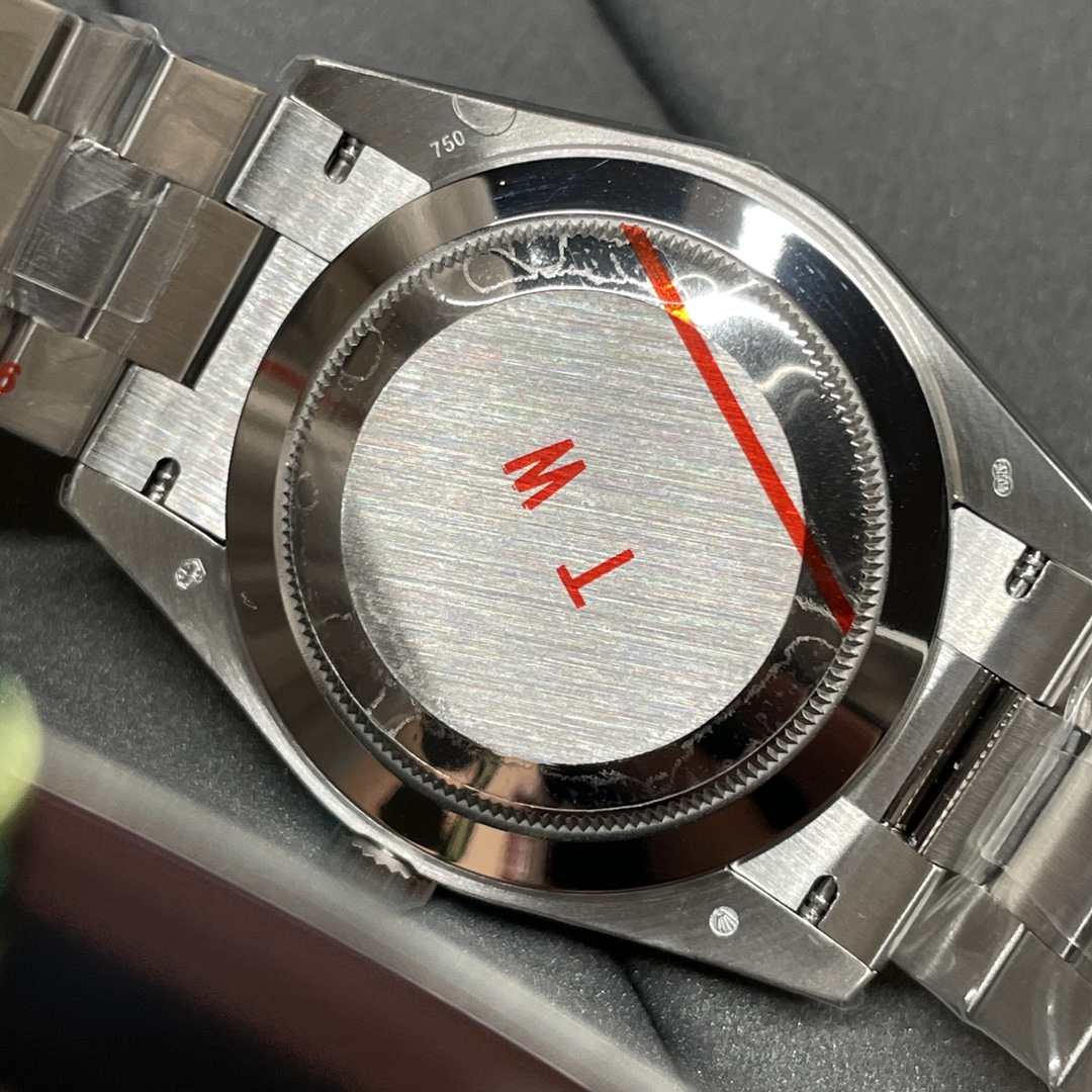 Datejust Day and Date 40 mm Watch – IW-3354 - Image 8