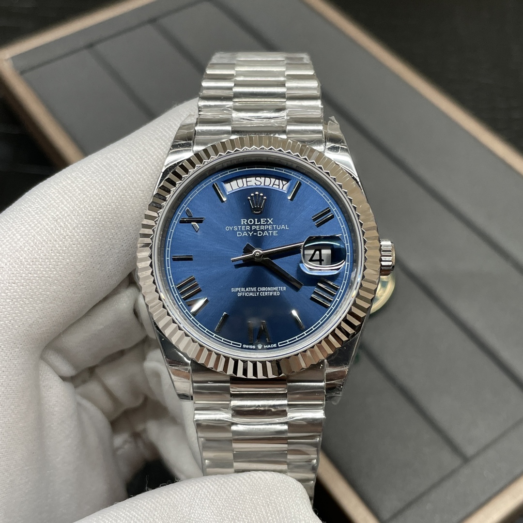 Datejust Day and Date 40 mm Watch – IW-3354 - Image 4