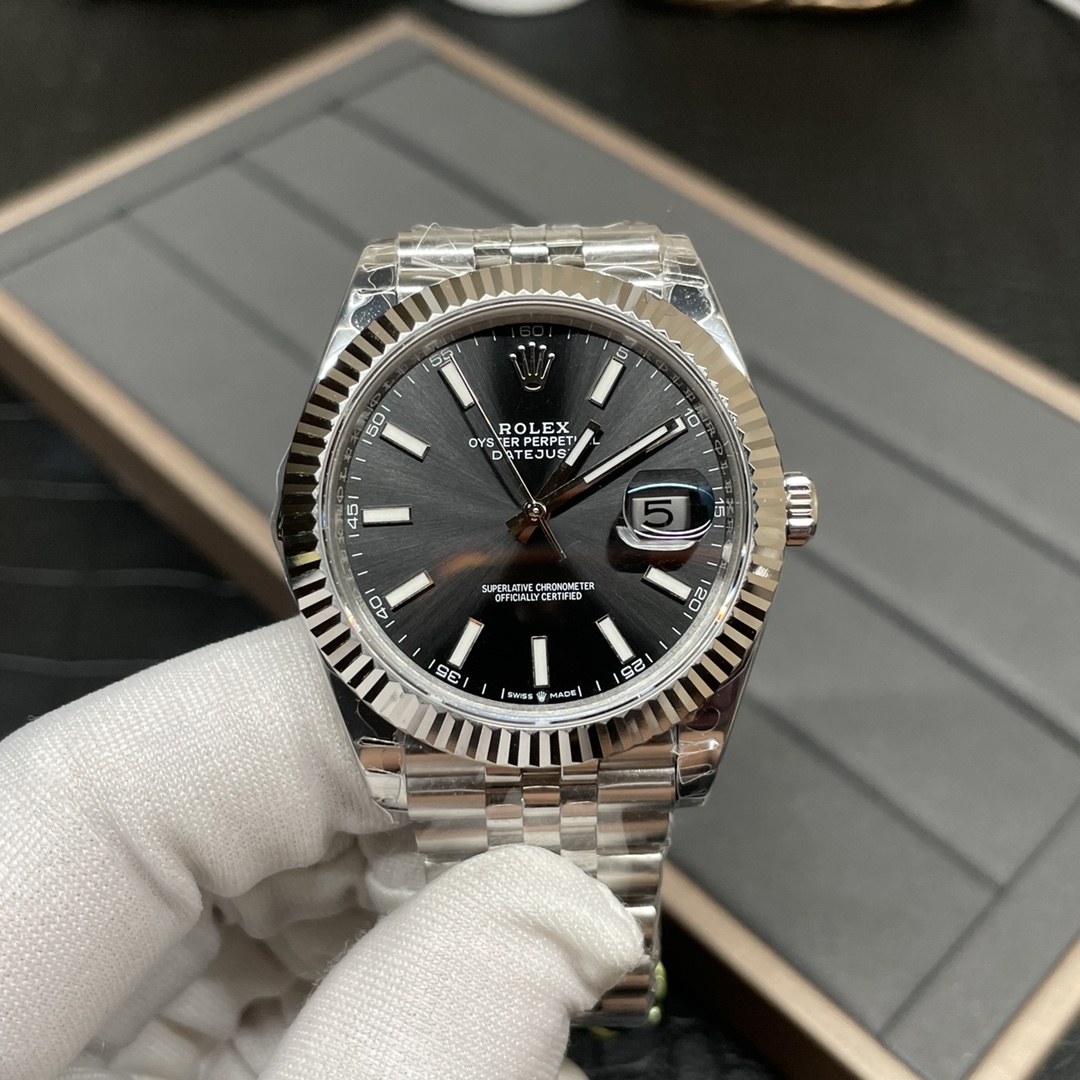 Datejust Black Dial 41 mm Watch – IW-3520 - Image 4