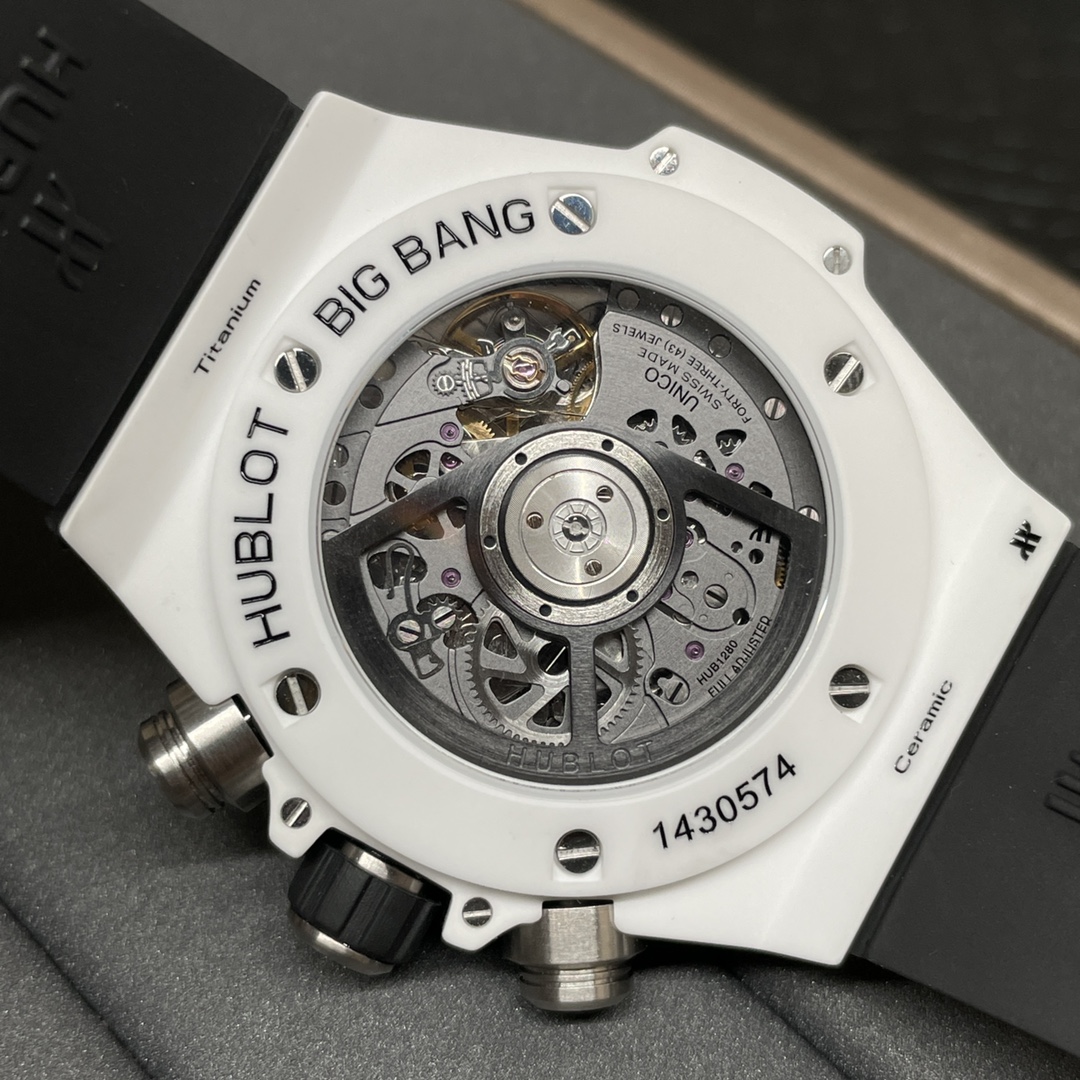 Hublot Classic Chronograph 45 mm Watch – IW-0345 - Image 8