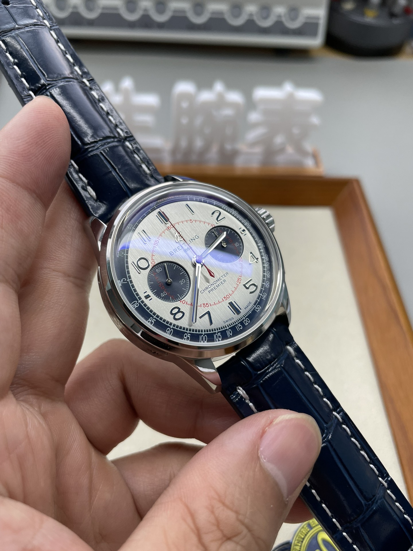 Classic Watch – IW-0590 - Image 2