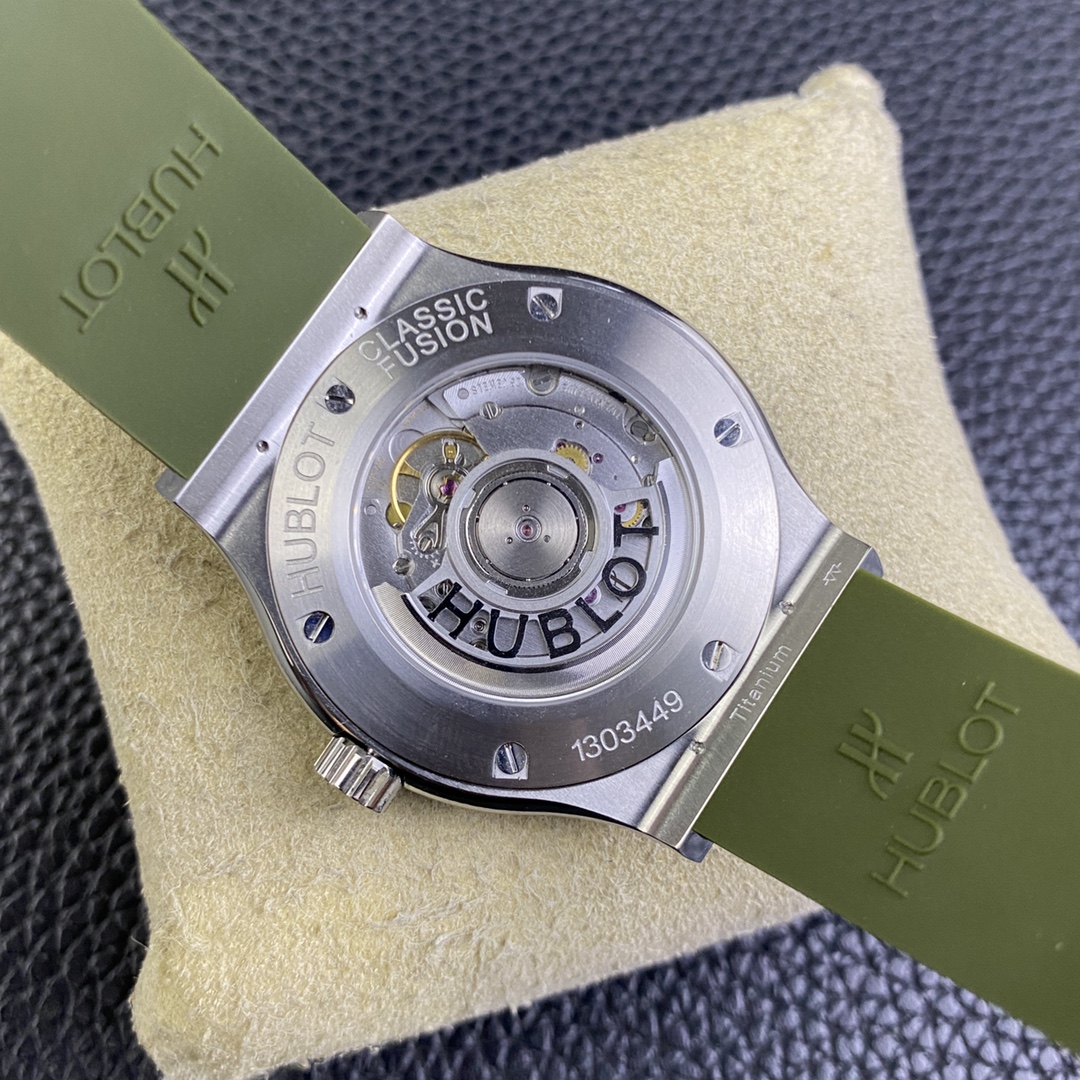Hublot Classic 42 mm Watch – IW-0341 - Image 7