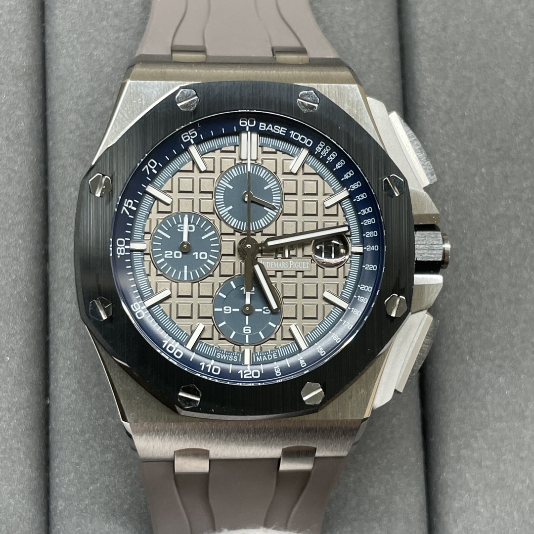 Audemars Piguet Royal Oak Chronograph Watch – IW-2092 - Image 2