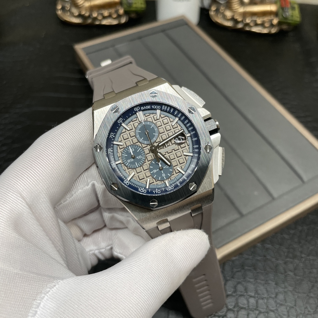 Audemars Piguet Royal Oak Chronograph Watch – IW-2092 - Image 3
