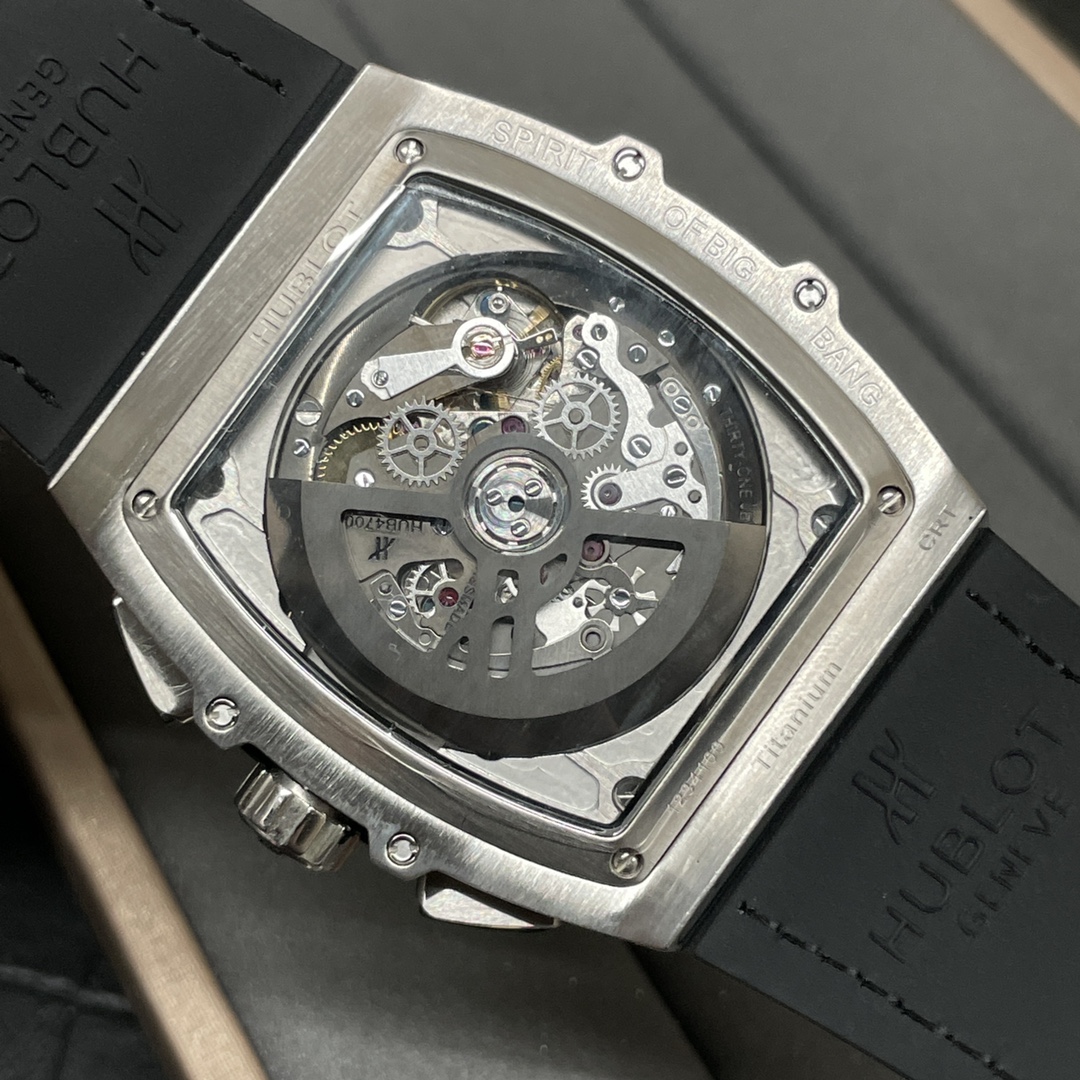 Hublot Classic Chronograph 42 mm Watch – IW-0343 - Image 8