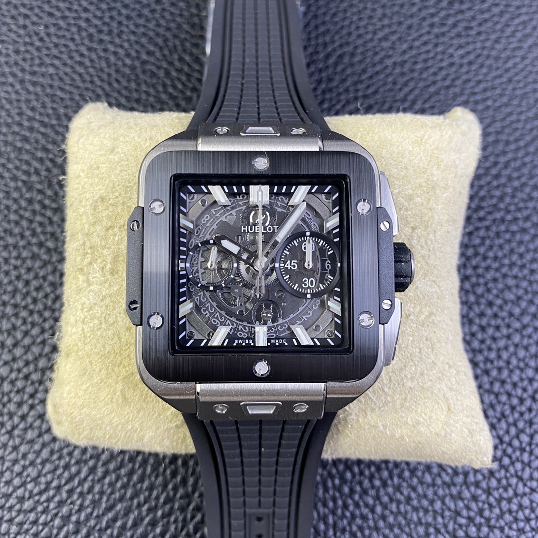Hublot Classic Chronograph 42 mm Watch – IW-0335
