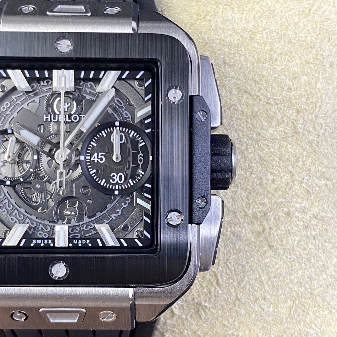 Hublot Classic Chronograph 42 mm Watch – IW-0335 - Image 5