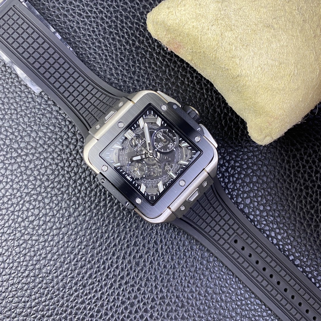 Hublot Classic Chronograph 42 mm Watch – IW-0335 - Image 9