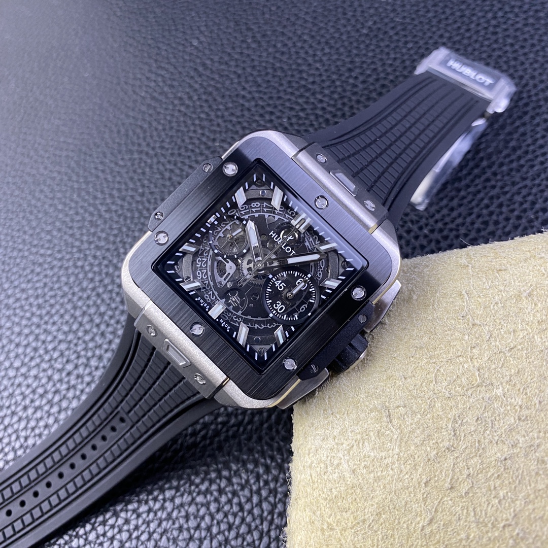 Hublot Classic Chronograph 42 mm Watch – IW-0335 - Image 4