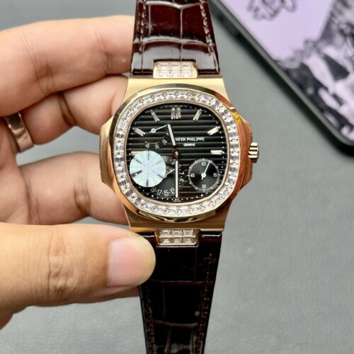 Classic Diamond-Set Watch – IW-2377