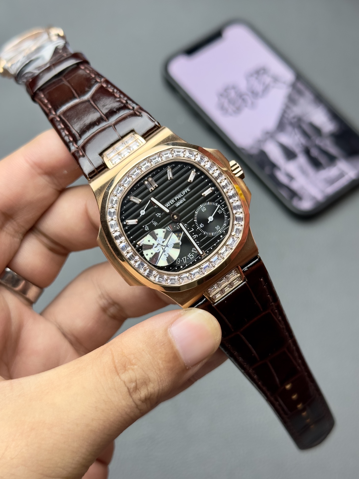 Classic Diamond-Set Watch – IW-2377 - Image 2