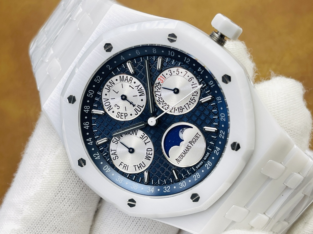 Royal Oak Moonphase 41 mm Watch – IW-2089 - Image 4