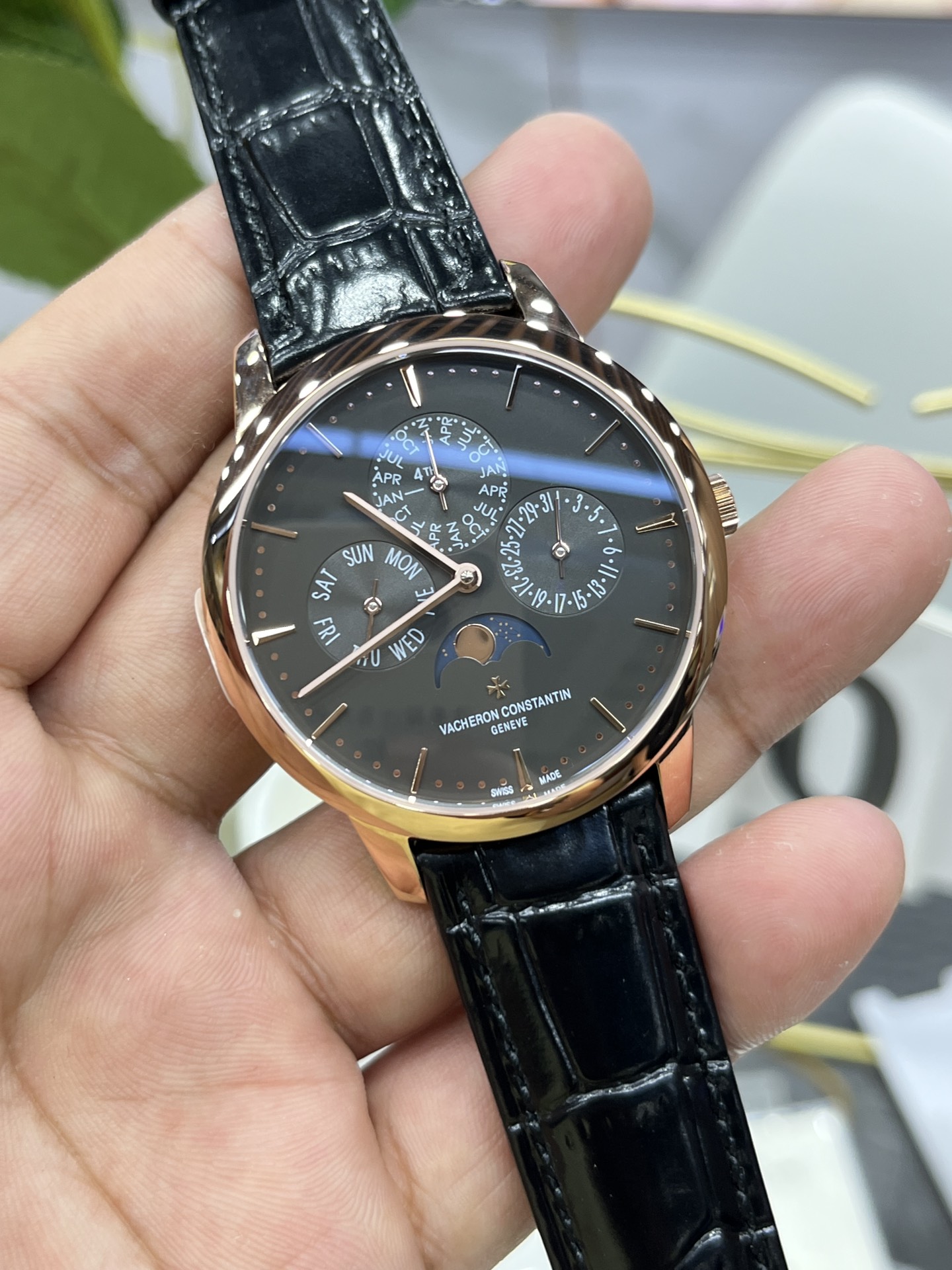 Classic Perpetual Calendar 41 mm Watch – IW-0938 - Image 3