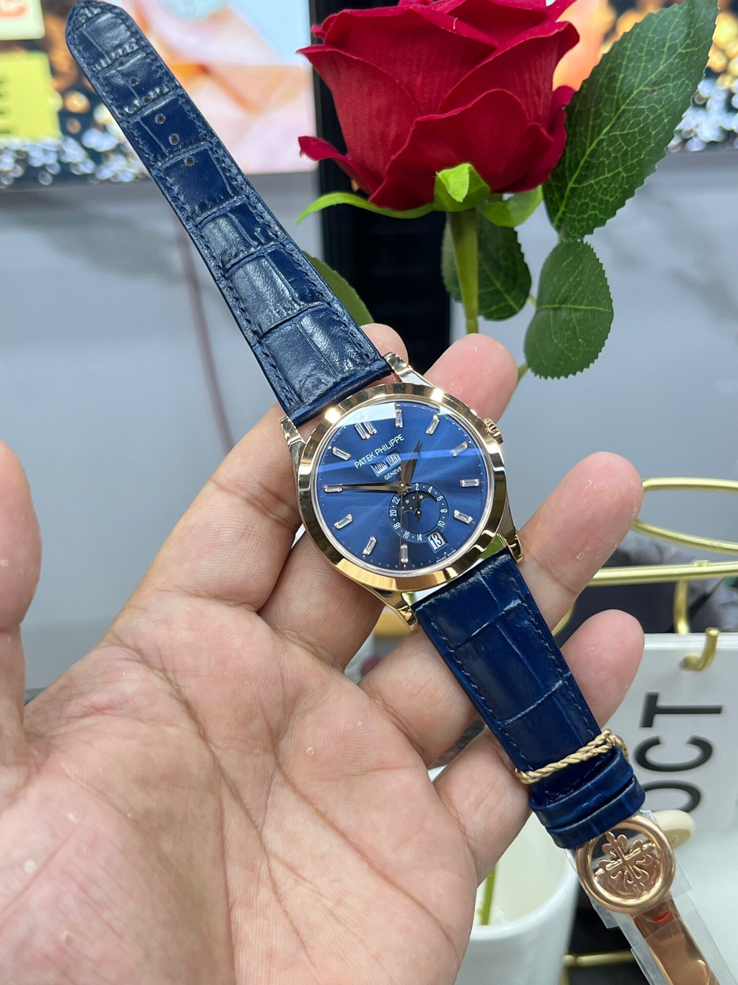 Classic Perpetual Calendar 40 mm Watch – IW-2436 - Image 9