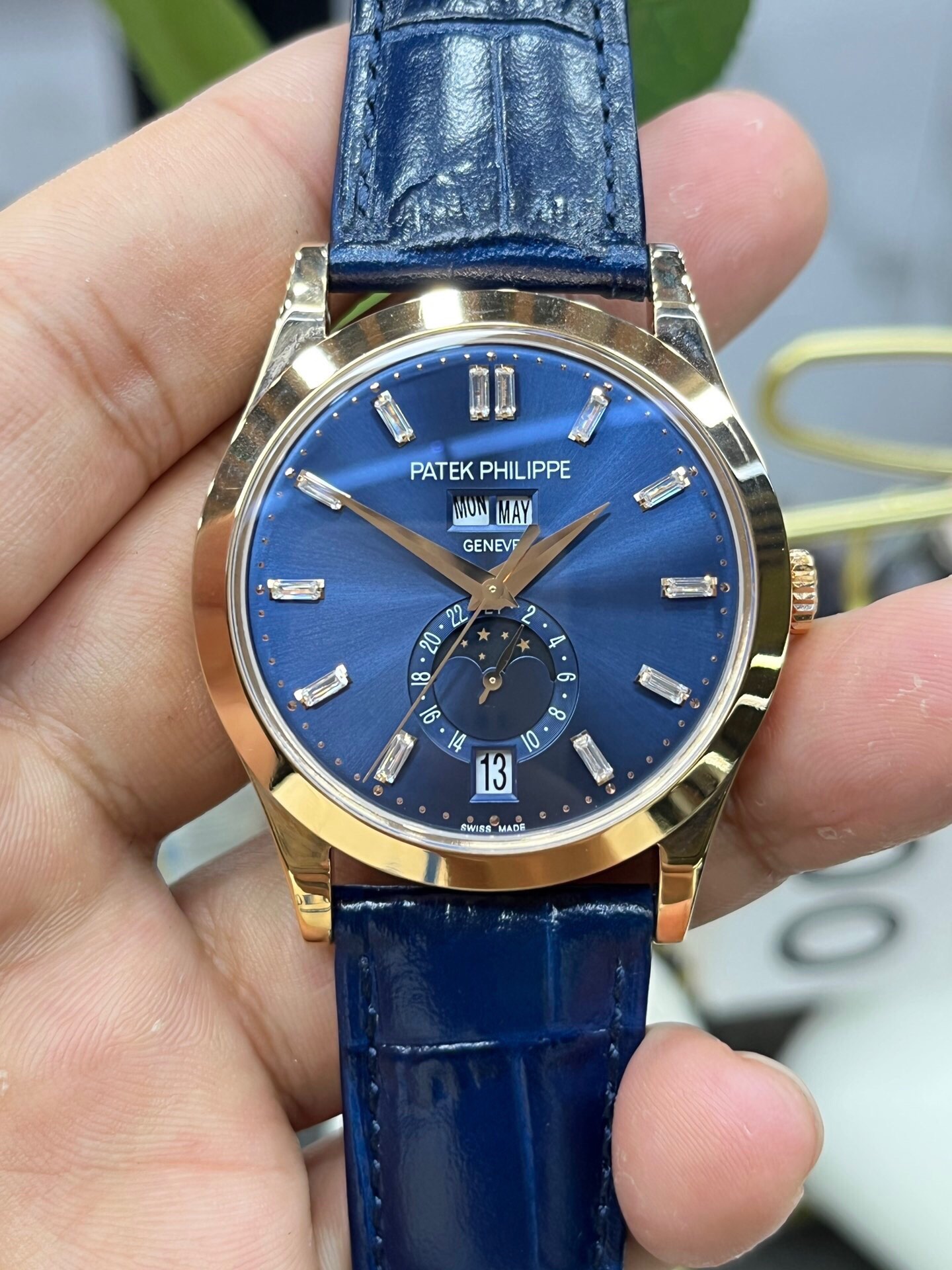 Classic Perpetual Calendar 40 mm Watch – IW-2436 - Image 5