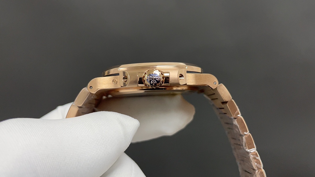 Nautilus 40 mm Watch – IW-2346 - Image 4