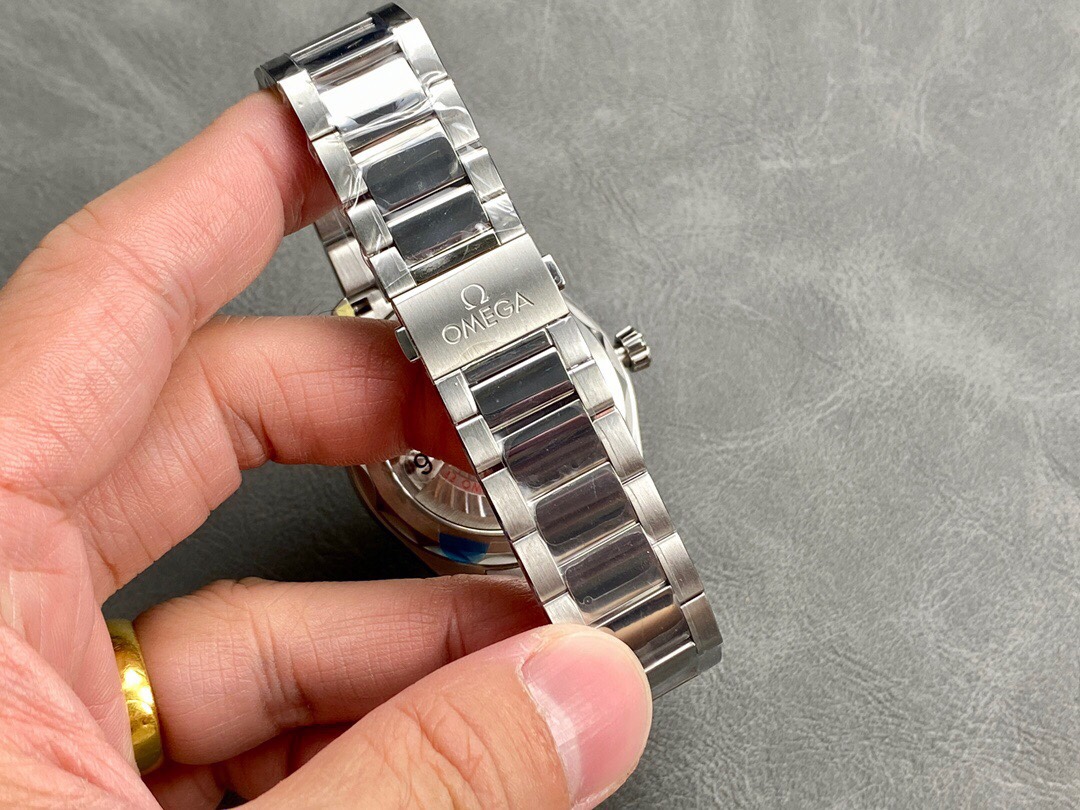 Omega Seamaster Watch – IW-1387 - Image 8