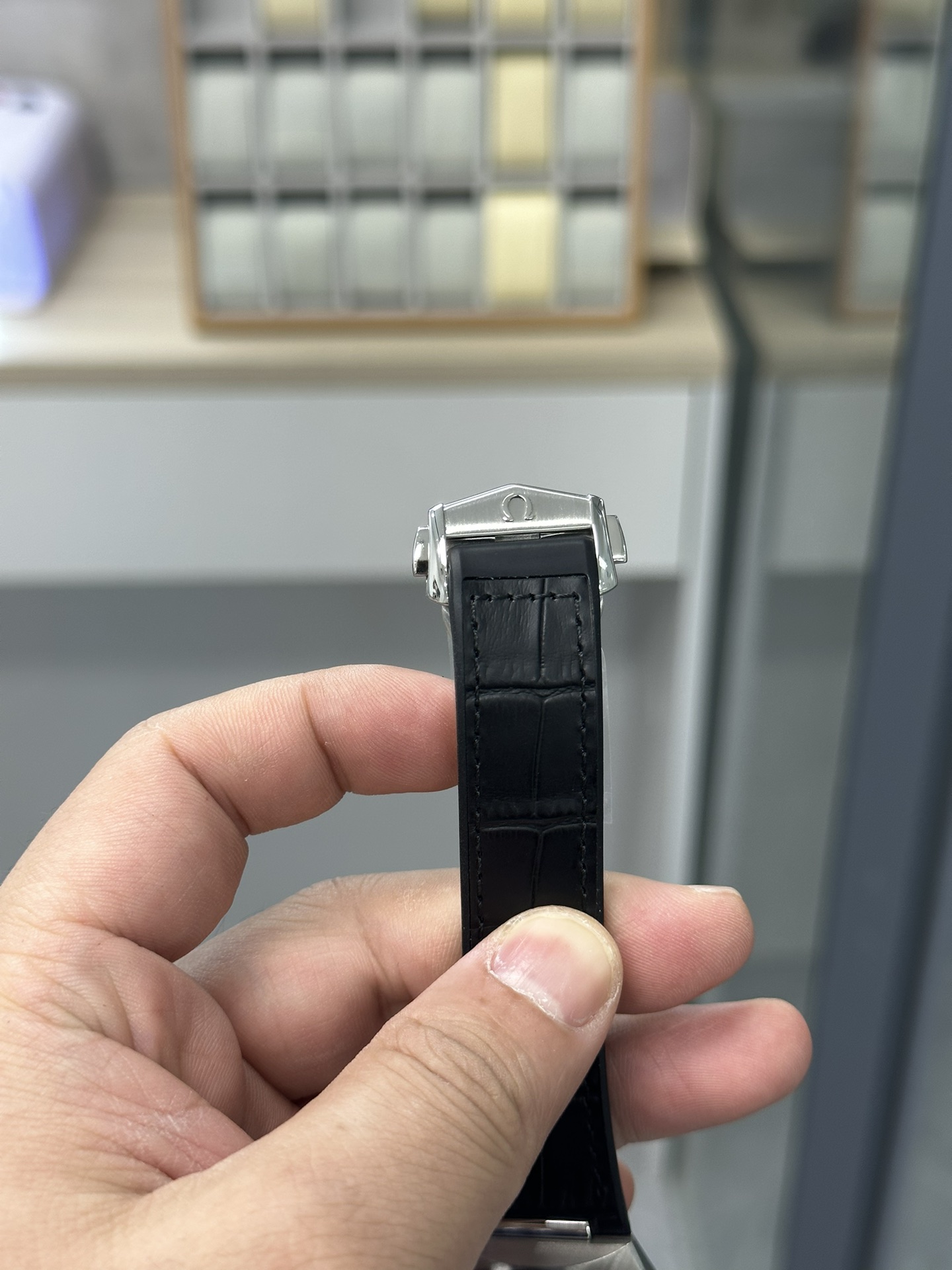 Omega Constellation Grey Dial Watch – IW-1383 - Image 6