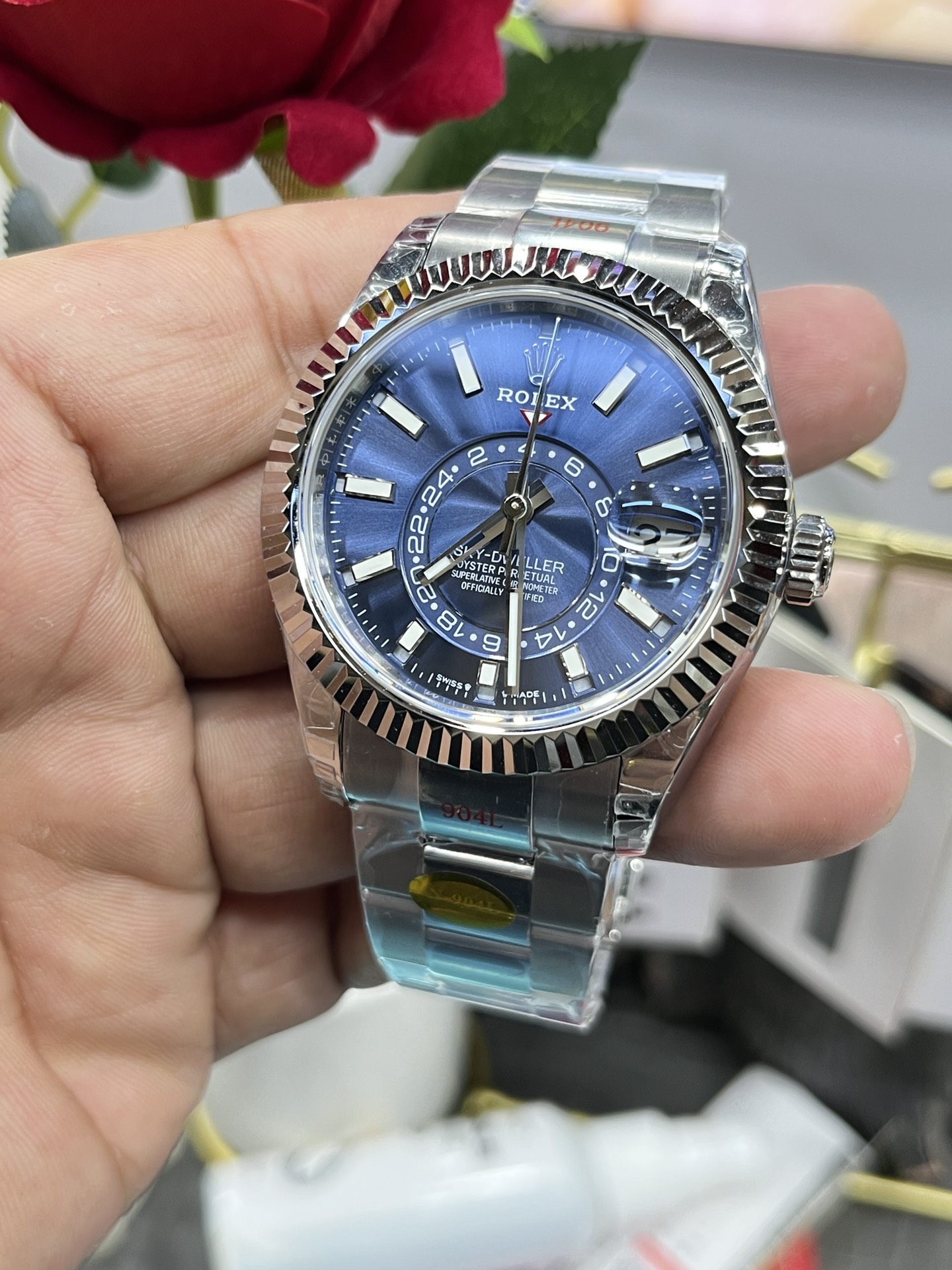 Classic 42 mm Watch – IW-3274 - Image 2