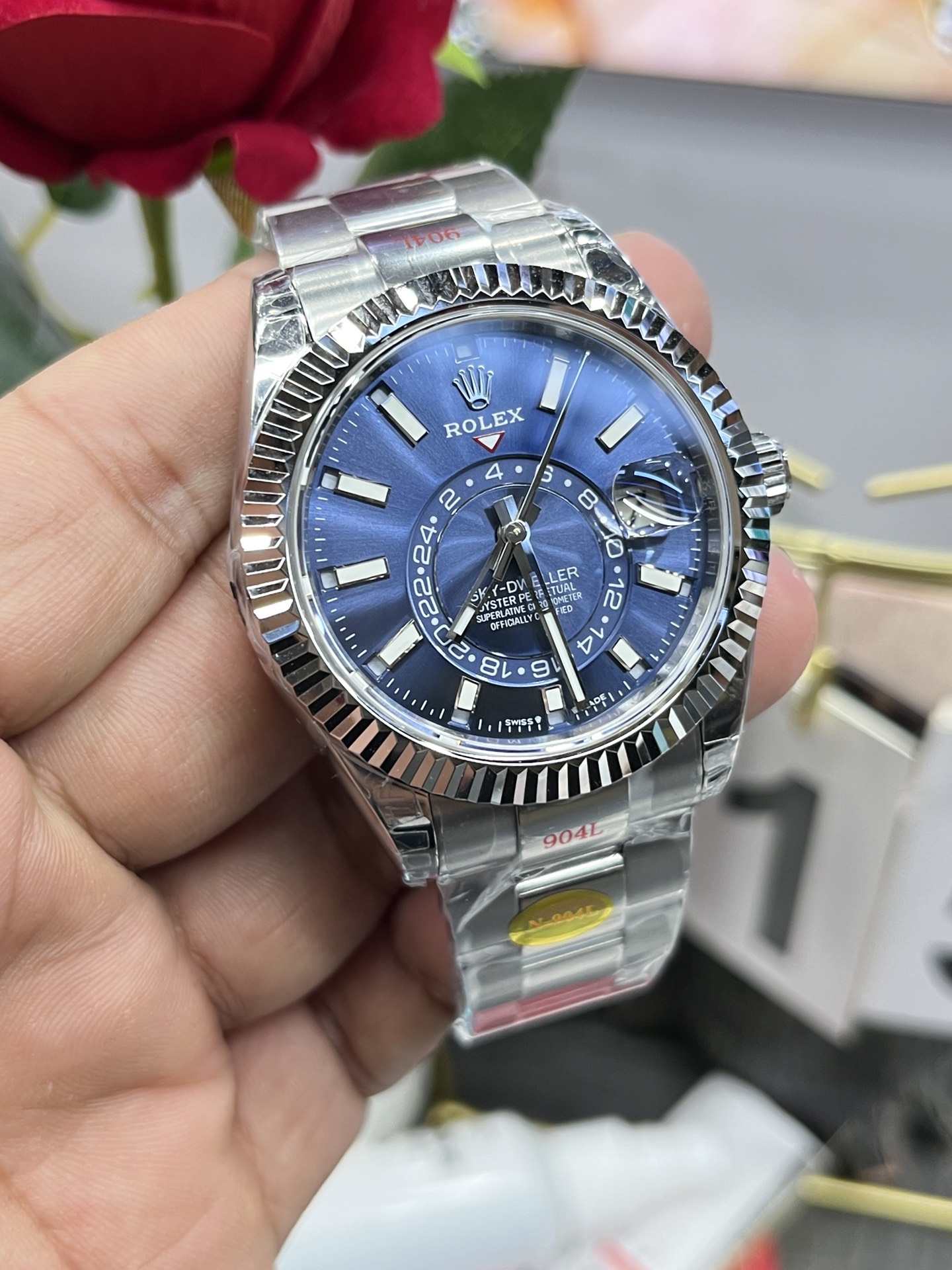 Classic 42 mm Watch – IW-3274 - Image 4