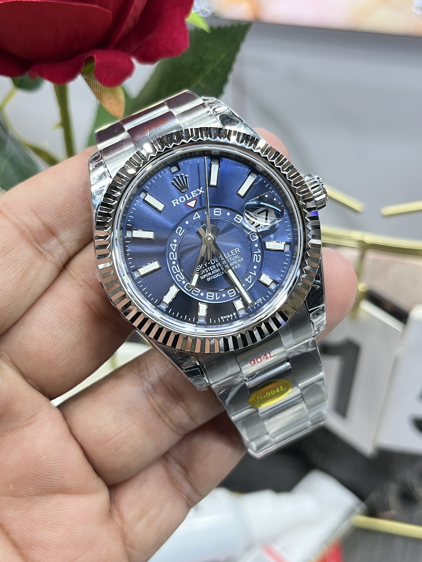 Classic 42 mm Watch – IW-3274 - Image 3
