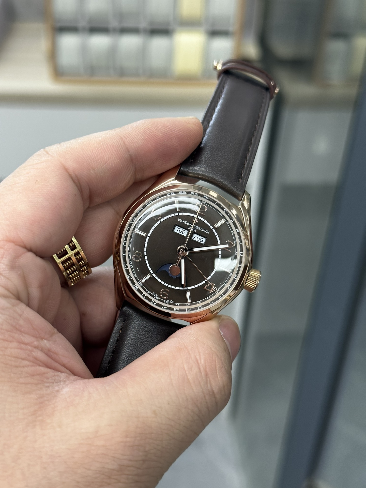 Vacheron Constantin Classic Moonphase Watch – IW-0942 - Image 3